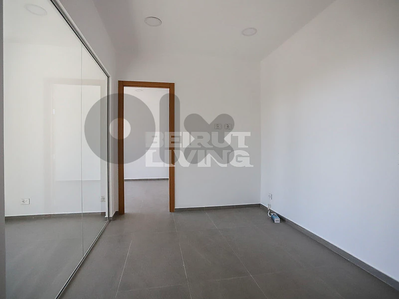 Sunny Office | Great Area | Modern Center