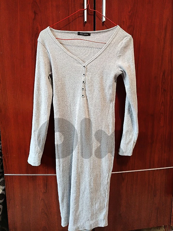 grey dress