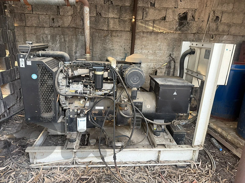 Perkins Diesel Generator 80 KVA – مولّد كهرباء بيركنز 80 KV