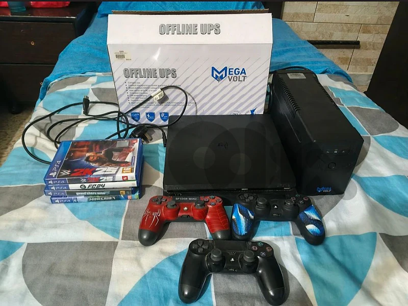 Used PS4 Slim