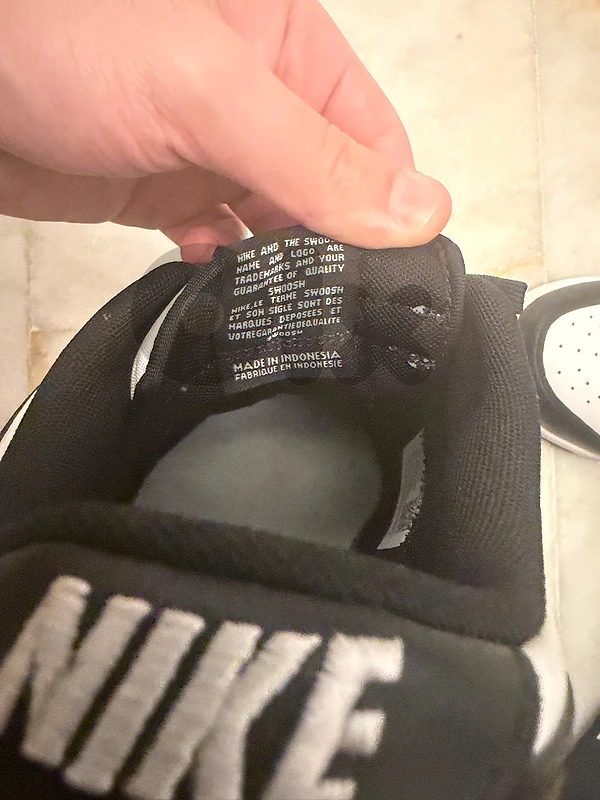 Nike Panda Dunks
