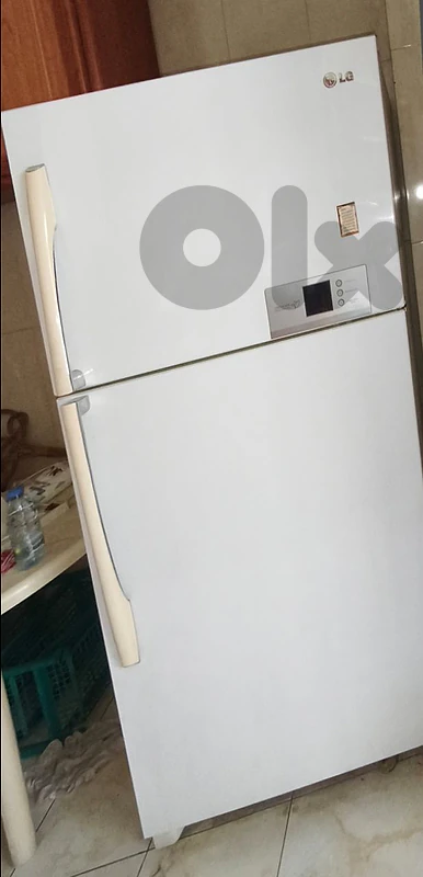 براد مع ثلاجة 18 قدم LG نضيف كان جديد