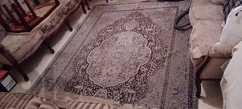سجادة و فرشتين منجدين صوف ملكي مفرد و نص