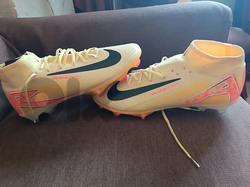 football shoes nike