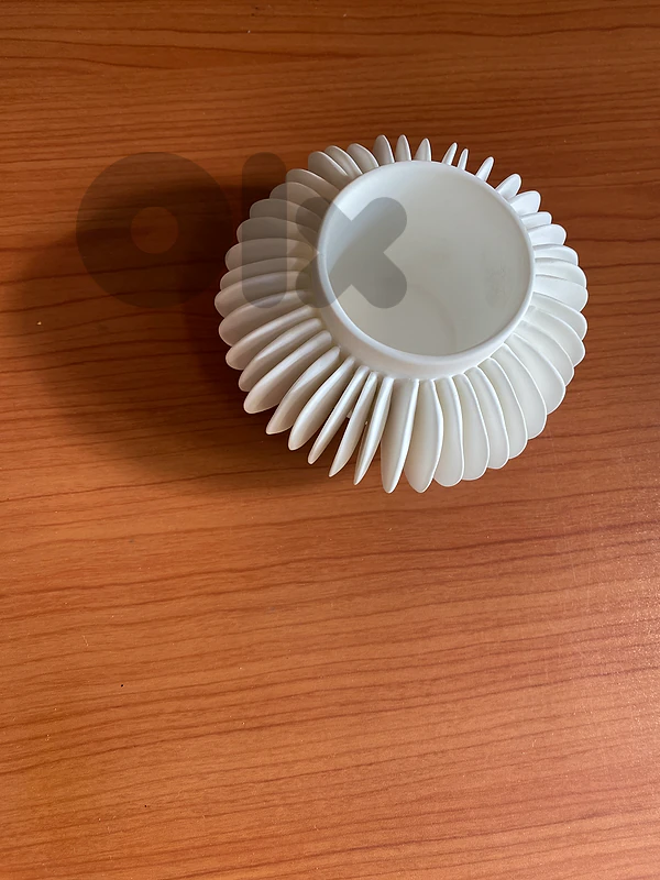 Fin-Textured Fine Bone China Candle Holder