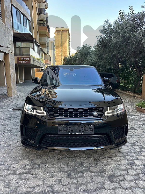 Range Rover Sport V8 Dynamic 2019 black on black (clean carfax)