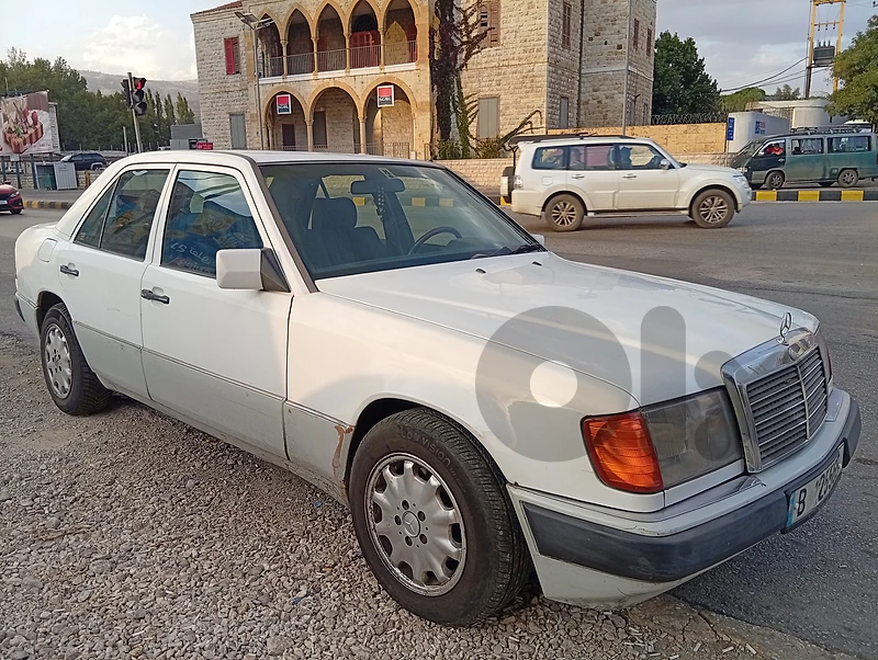 1992 Mercedes-Benz 230 E Automatic