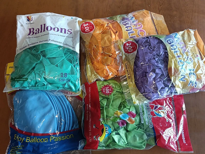 balloons