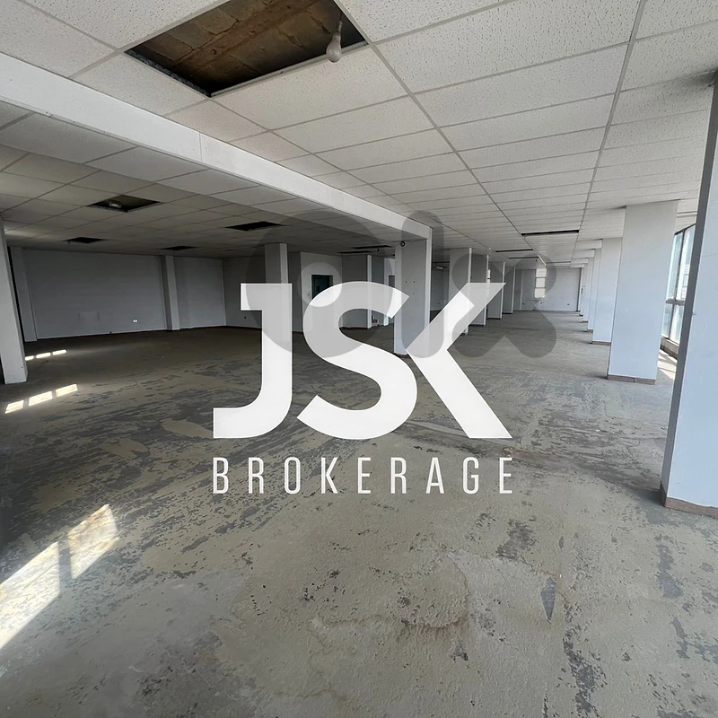 L23082 Commercial Space For Rent in Prime Location in Broumana