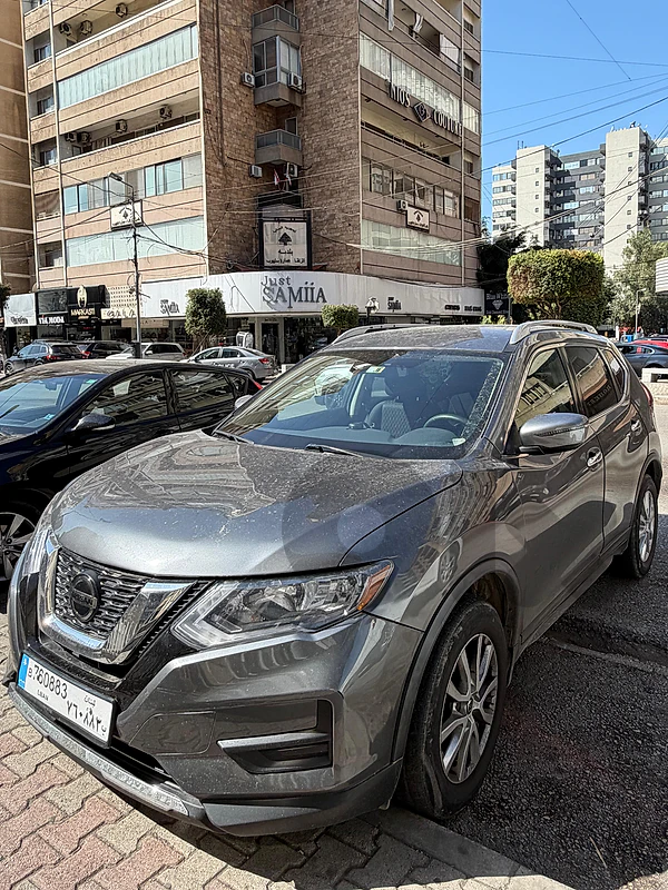 2020 Nissan Rogue For Sale 15,000$