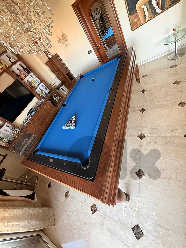 Dining/pool table