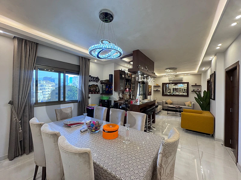 Apartment For Sale In Furn El Chebbak