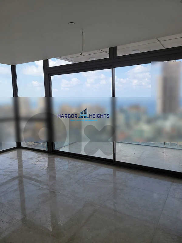 Fully Renovated Apartment for Rent in Hamra - شقة للإيجارفي الحمرا