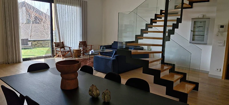 3-Bedroom Apartment with Garden for Rent in Tilal Faqra Compound