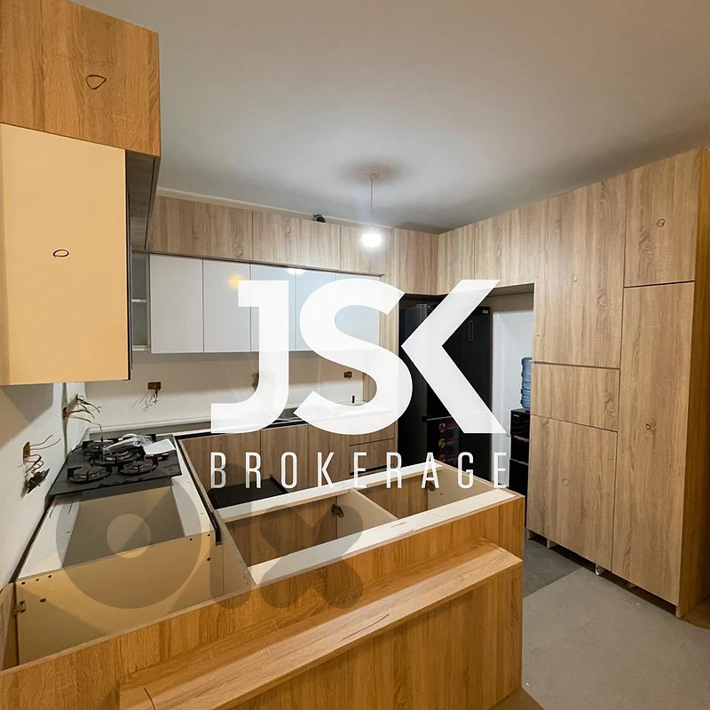 L23104 Cozy Apartment For Sale in Hosrayel, Jbeil