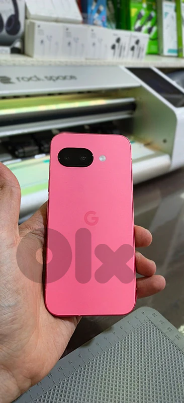 pixel 9a small scratches in screen (barely visible)
