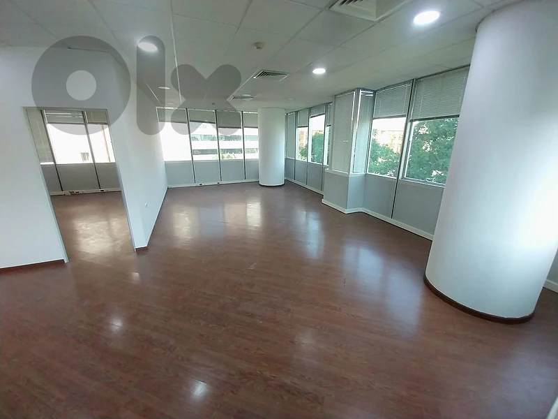 Deluxe Open Space  Office for rent in Horch Tabet  1 Office per floor