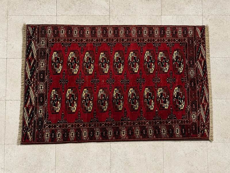 سجادة عجمية . Persian Carpet 195x125 cm.