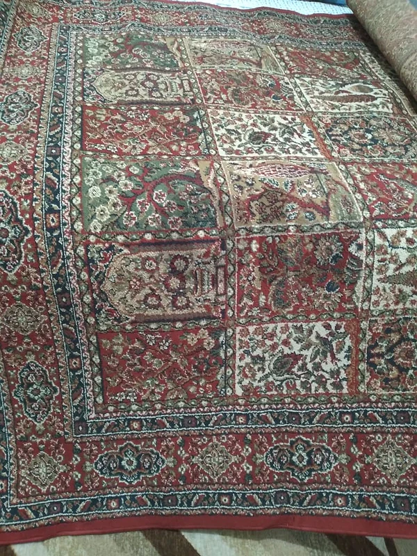 سجاد مستعمل للبيع 100$ حبة عرض 2 متر طول 3 متار القماطية 3 912 748