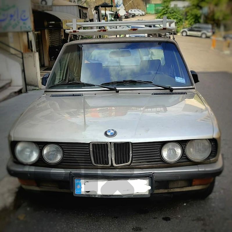 BMW 4-Series 1985 528 IA