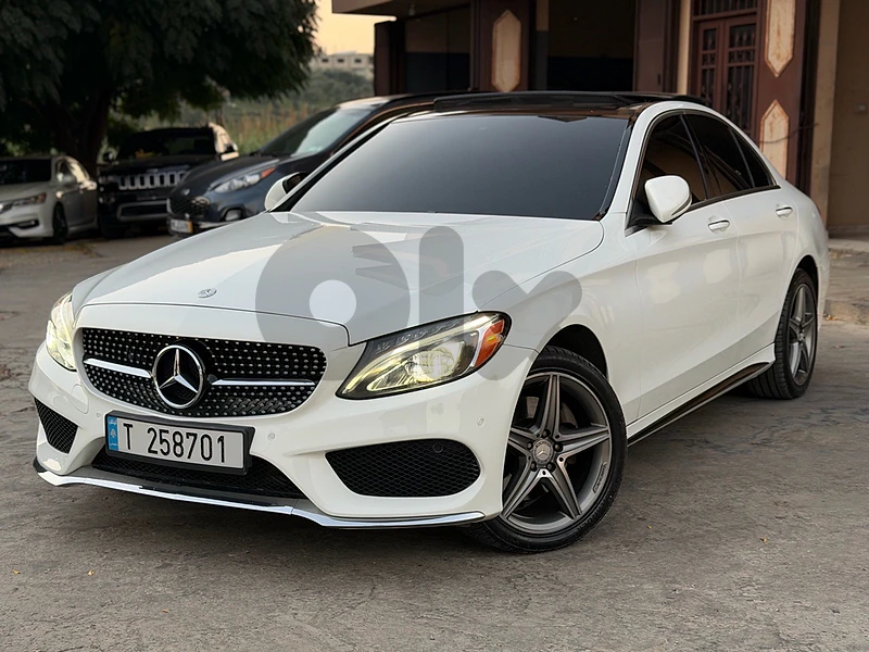 C300 model 2015 Full options super clean