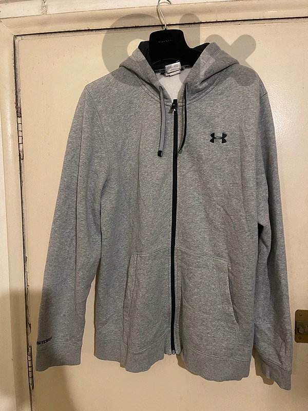UNDER ARMER sweat size xl brand new