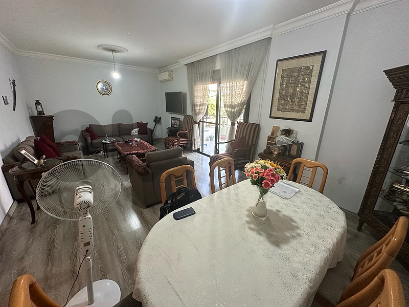 Apartment for sale in Betchay شقة للبيع في بطشاي