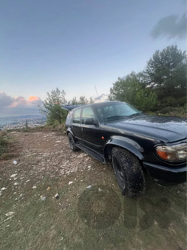 Ford explorer xlt 1996