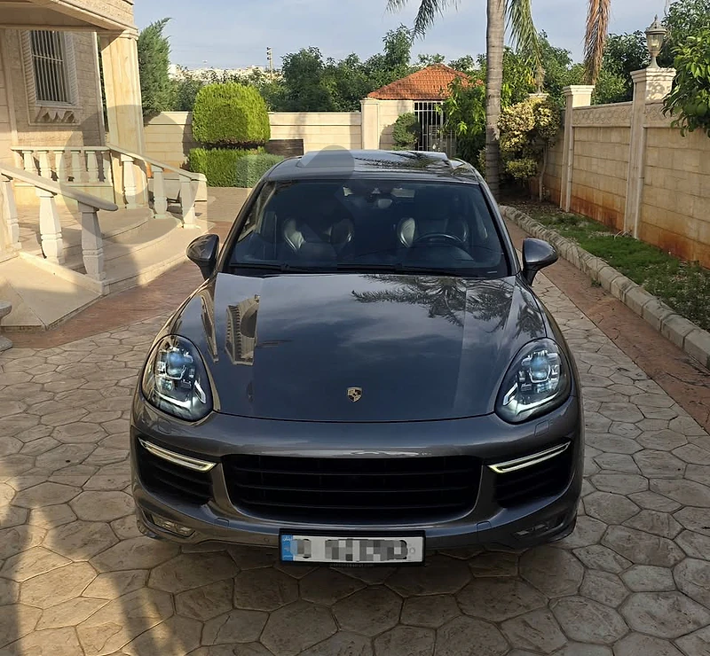 porshe cayenne gts 2016