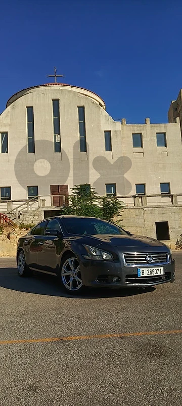 Nissan Maxima 2012