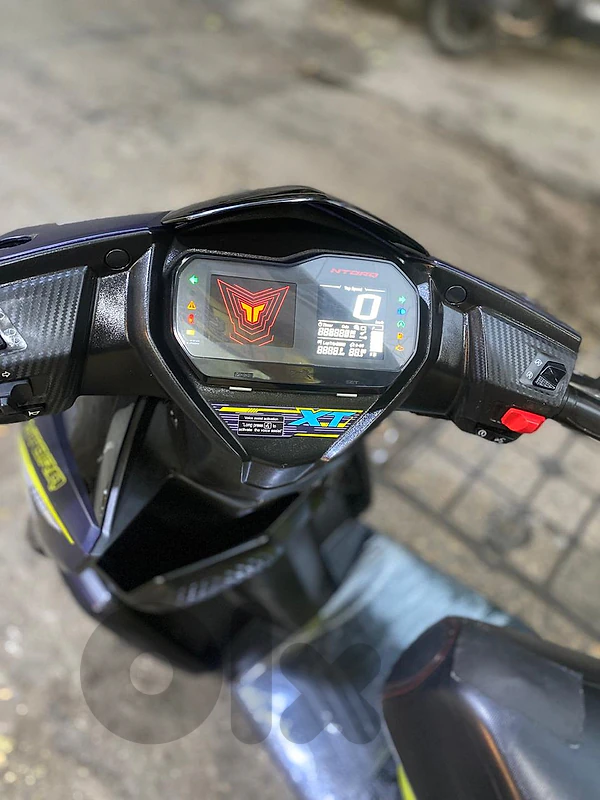 TVS XT