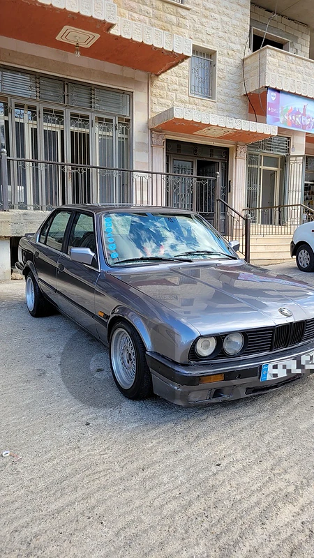 BMW 3-Series 1986 318i