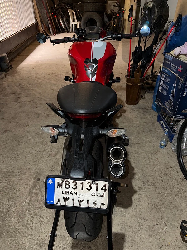 Ducati Monster 821