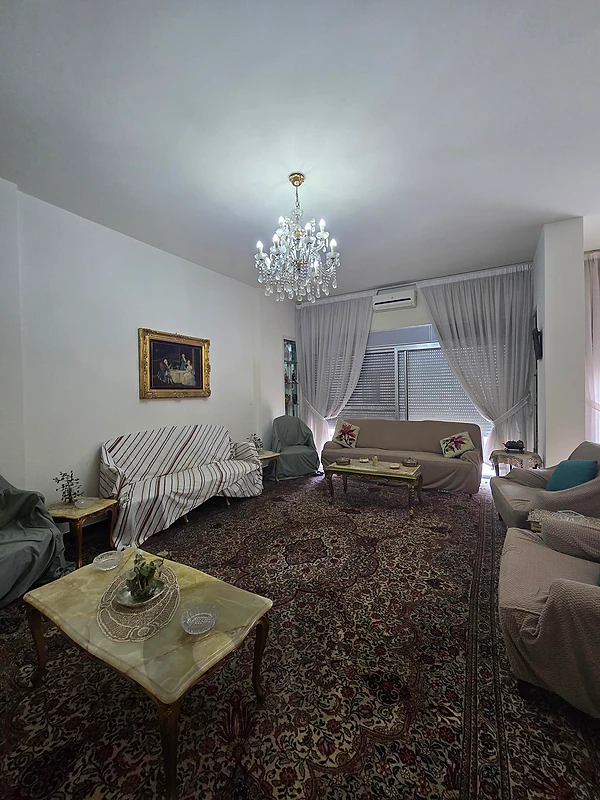 Apartment for sale in Achrafiehشقة   للبيع في الأشرفية