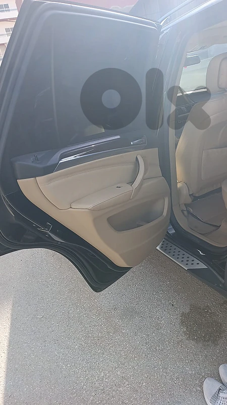 BMW X5 2011 35