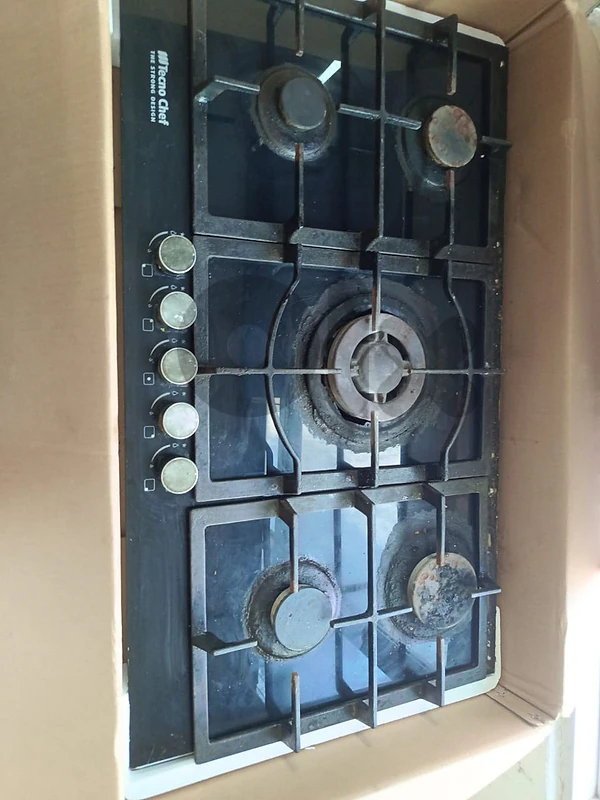 Tecno gas hob/top special /غاز توب سعر خاص ارضيه زجاج