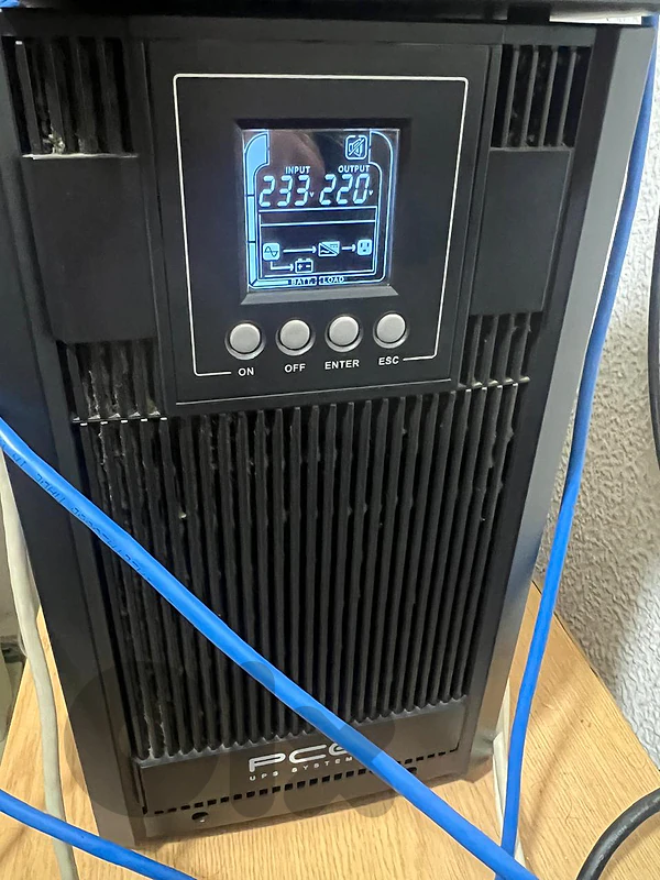 PCE EX Online UPS 3000VA / 2700W PCE EX Online UPS 3000VA / 2700W