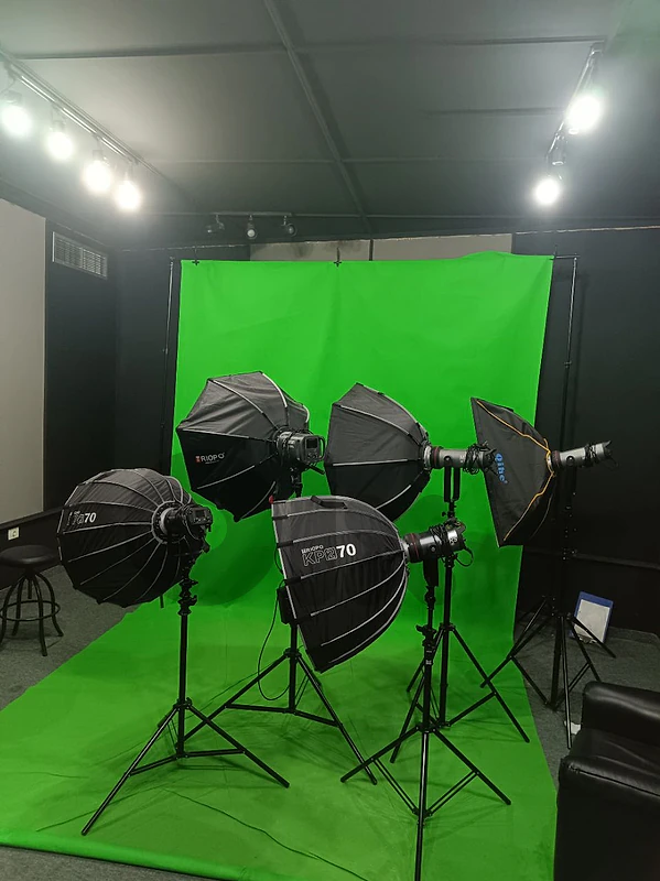 Triopo mars and amaran lighting Triopo mars and amaran lighting