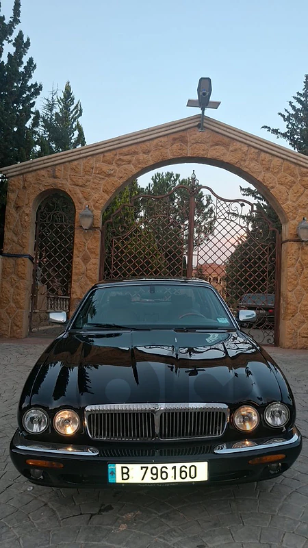 جاكوار إكس جي 8 1998 جاكوار إكس جي 8 1998