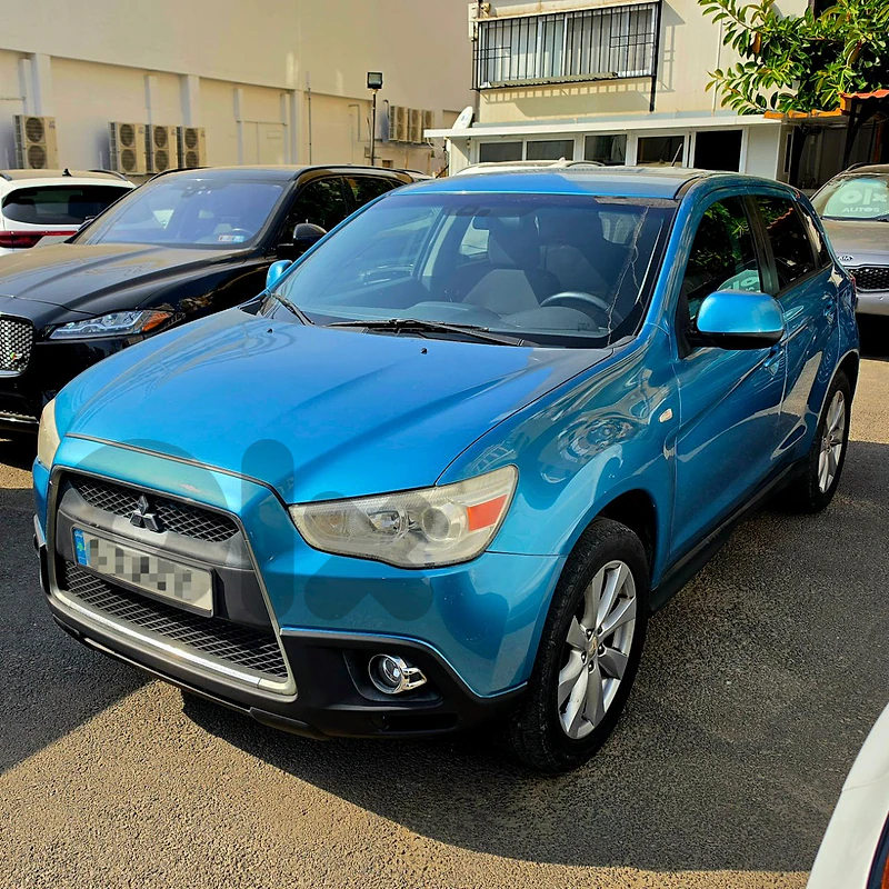 Mitsubishi Outlander Sport 2013 SE full 4WD perfect condition