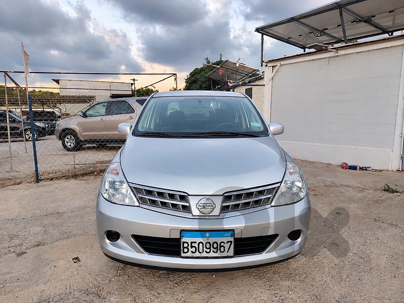 Nissan Tiida 2009