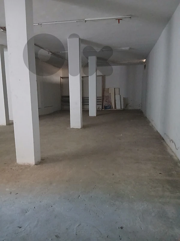 Commercial Warehouse for Rent in Horch Tabet