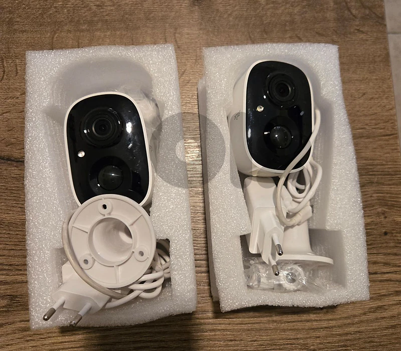 2K WiFi and Batteries Surveillance Cameras 2K WiFi and Batteries Surveillance Cameras