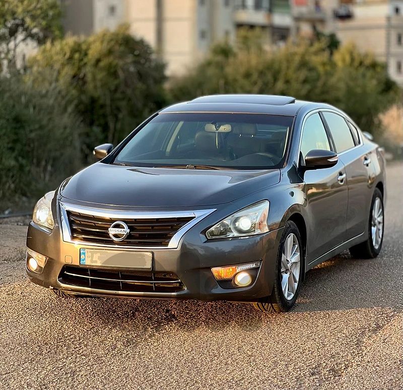 Nissan Altima 2015 SL FULLY loaded
