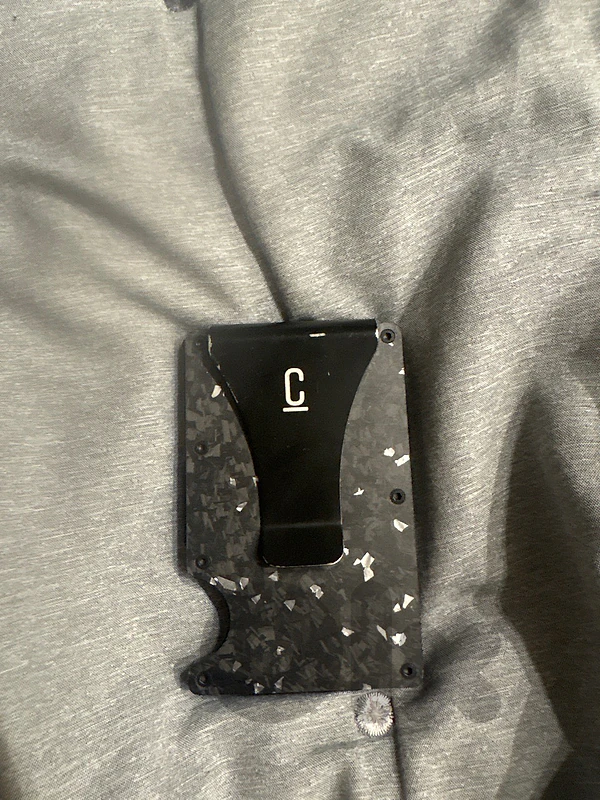 100 percent carbon fiber wallet