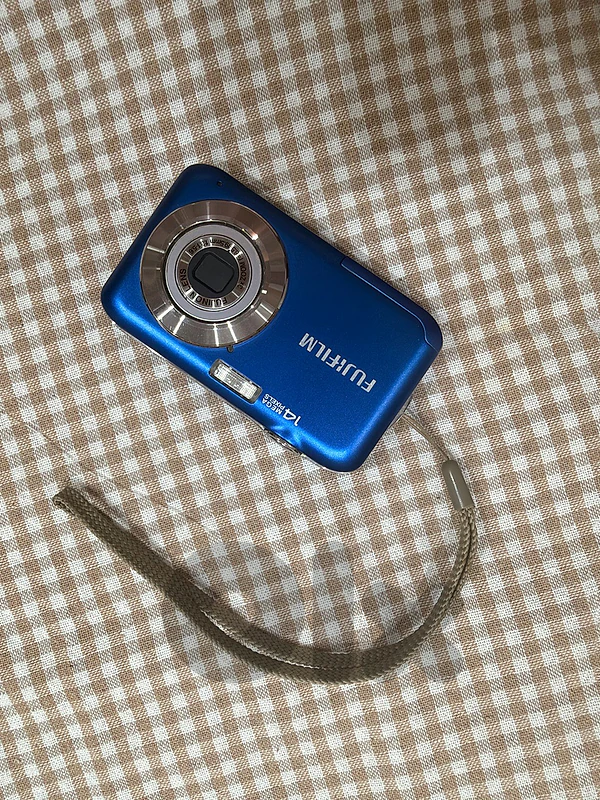 Fujifilm FinePix JV200