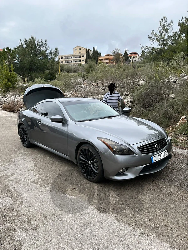 Infiniti G-Series 2011 G37S full option