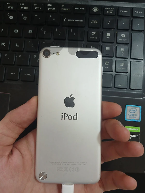 iPod 5th Generation 32GB iOS 7.0.4