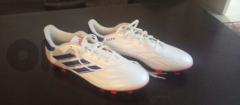 football  shoes adidas