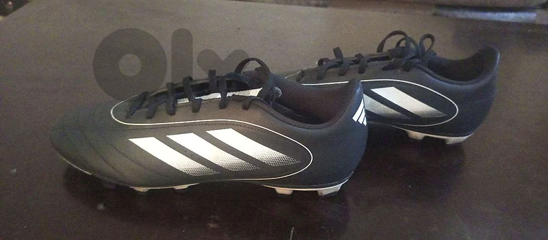 football shoes adidas